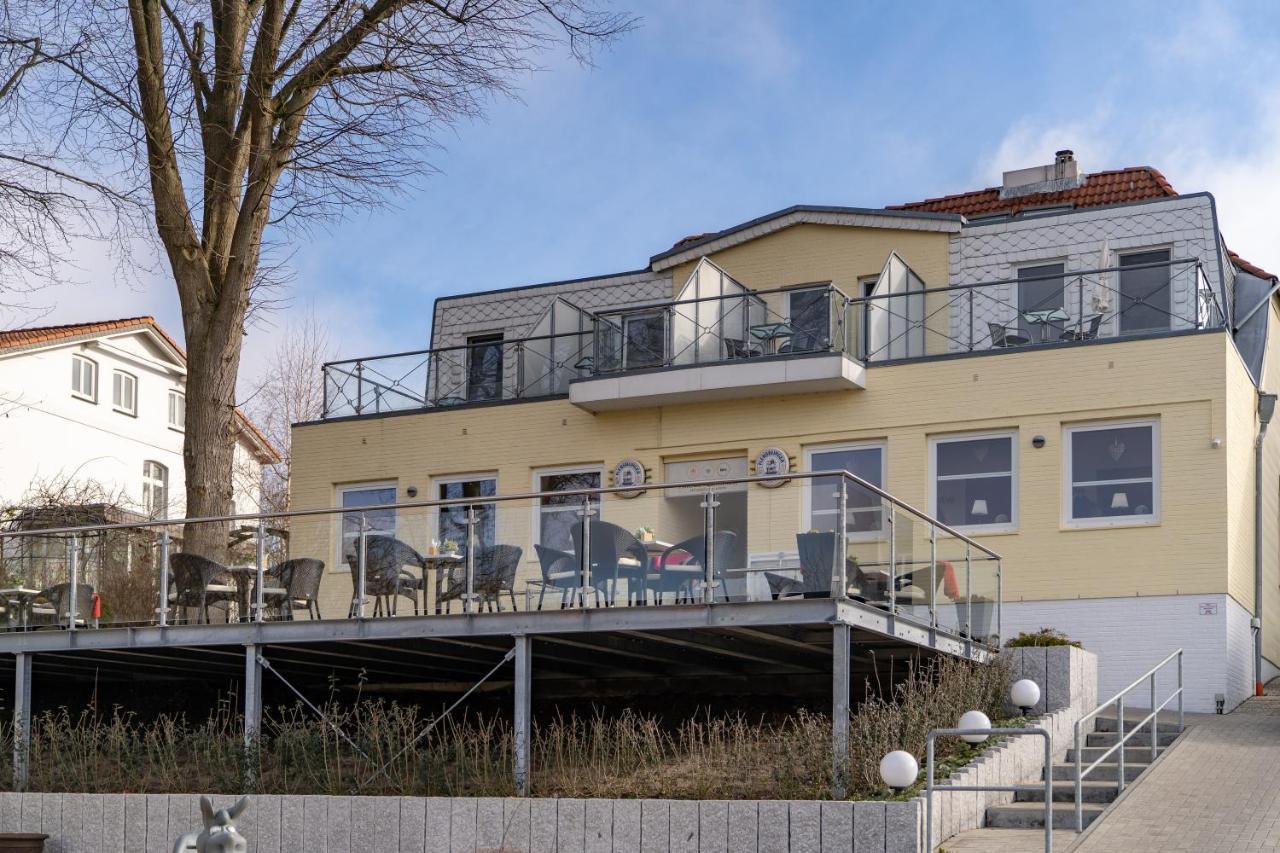 Hotel Am Wasserschloss Glücksburg Buitenkant foto